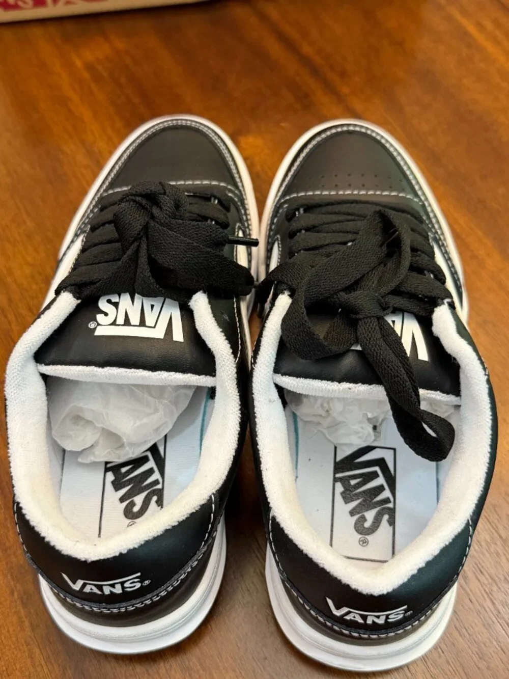 Vans Hylane Mens 5.5 Womens 7 Black White Gum Shoes Y2K Skate Chunky Retro 4241